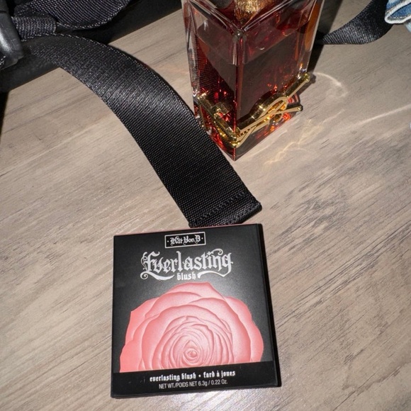 Makeup bundle(NEW) - Picture 11 of 11